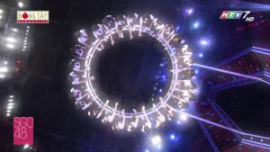 SGO48 nhảy Sonichi gây náo loạn tại Siêu Bất Ngờ